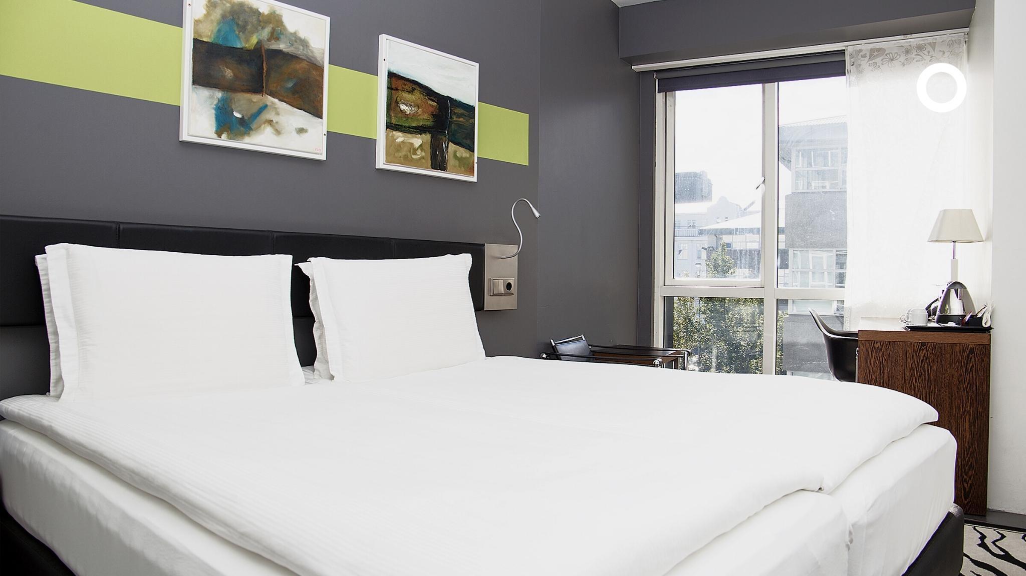 Center Arnarhvoll Hotell