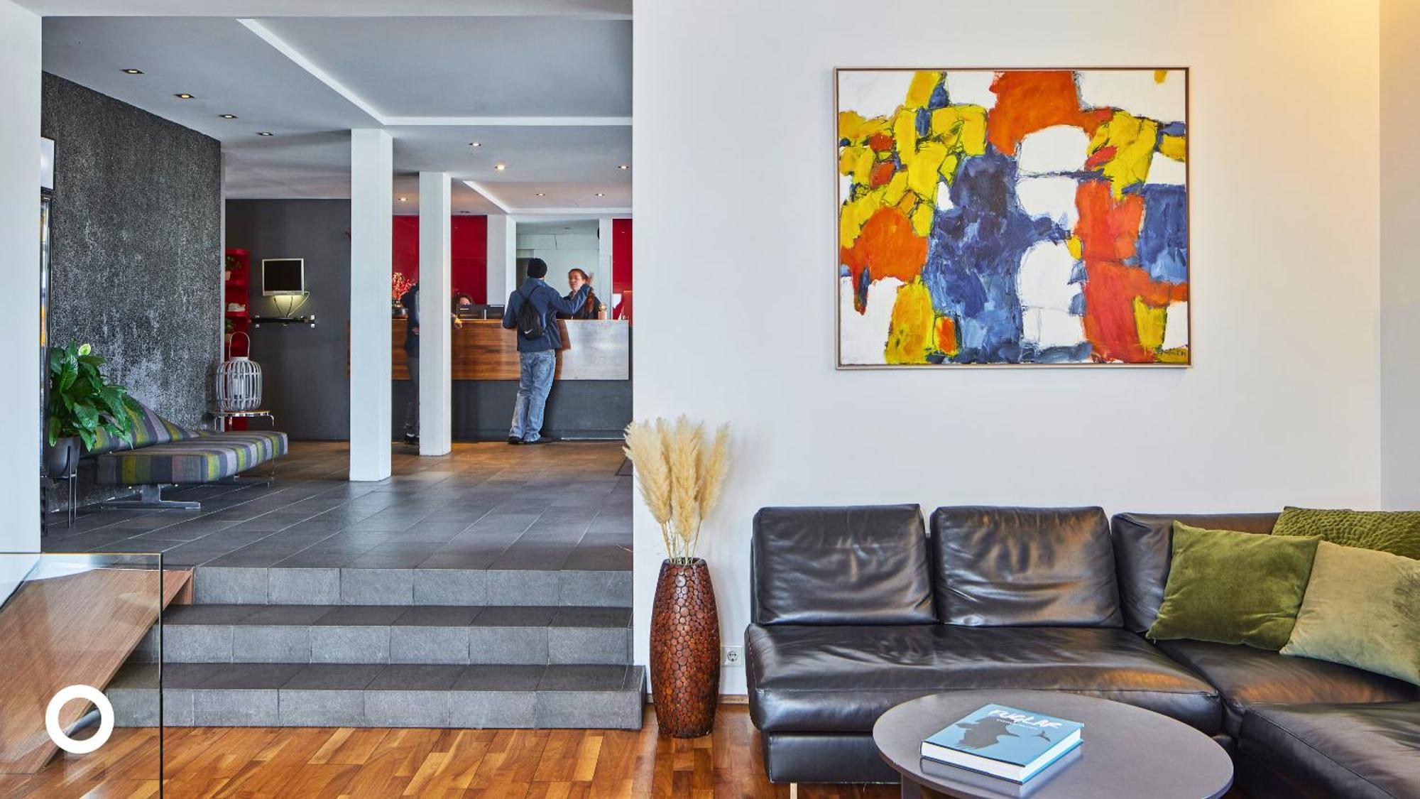Hotell Center Arnarhvoll 4*